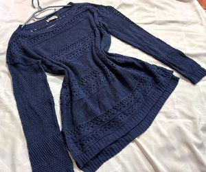 🎁Navy Blue Crocheted Sweater R