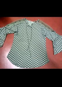 Chic Gingham Tunic Top