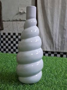 Combo of Unique Twisted Ceramic Vase&amp; Spiral vase