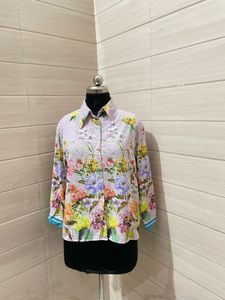 Vibrant Floral Print Button-Up Blouse