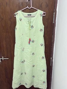 Embroidered Tie-Neck Cotton Kurta