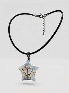 Ombre star necklace