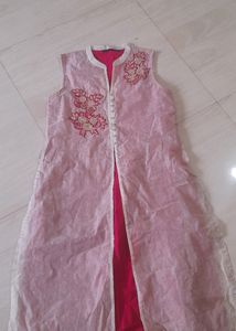 Sleevless Kurti