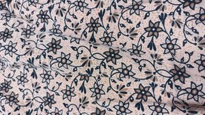 Cozy Floral Print Nightdress
