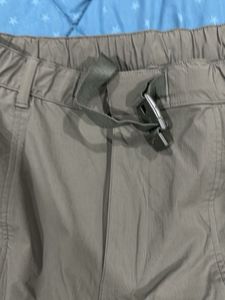 UNIQLO Khaki Cargo Pants