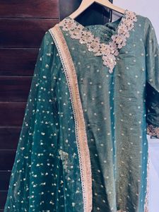Elegant Green Kurta Set Mehndi special