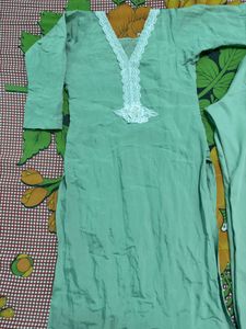 Elegant Mint Green Kurta Set with Lace Detail