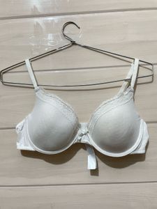 Comfortable White Everyday Bra