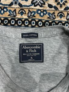 Abercrombie Grey Graphic T-Shirt