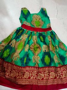 Girls Ethnic Dress for 7  to 8 yr