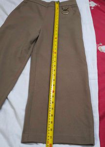 L.A. HIRE High-Waisted Wide-Leg Trouser