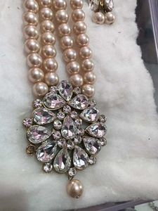 cream pearl jwellery set