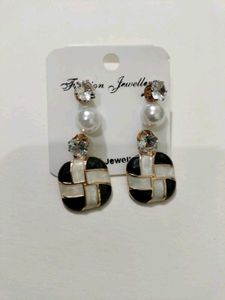 Assorted Earrings Set