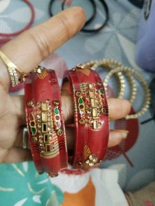 Lakk Red Bangles