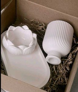 Vases &amp; Candle Set