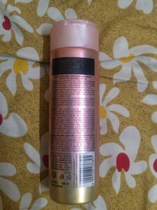 LAKME SUNSCREEN MOISTURIZER