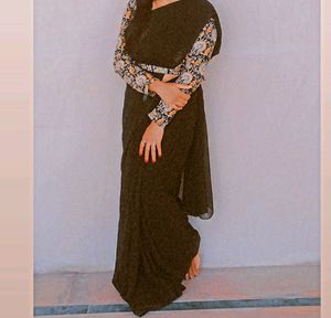 Black Saree With Full Sleevs Blouse