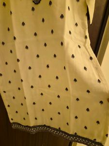 Elegant Cream Kurta Set with Black Embroidery XL