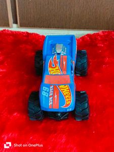 Hot Wheels Monster Truck "Race Ace"