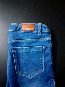 Stylish Blue Denim Jeans with Chain Detail
