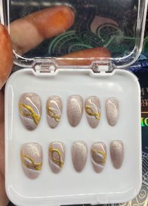 Press-On Nails - Gold Swirl Design