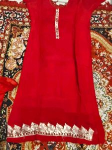 red suit with dupatta