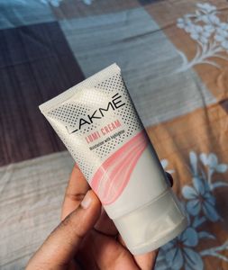 Lakme Lumi Cream