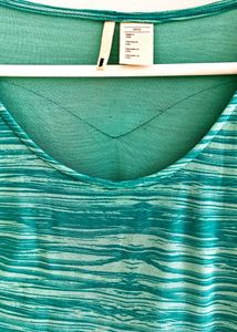 🩵 Levi's Turquoise Top