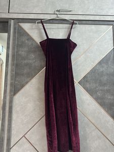 Elegant Velvet Midi Dress