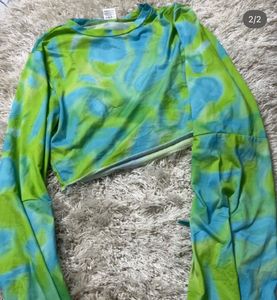 Tie-Dye Crop Top with Bell Sleeves