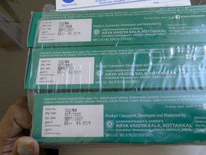 Kottakkal Toothpaste - 10 Packs