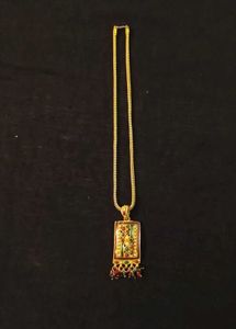 Elegant Gold Plated Chain pendant &amp; Earrings Set