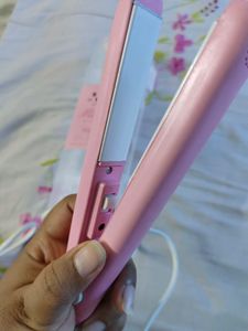 Mini Hair Straightener 🌸