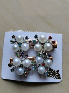 Pearl Hair Clips