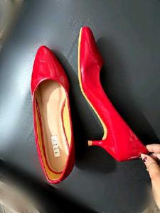 Elle Red Patent Leather Ballerinas