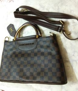Louis Vuitton Siling Bag