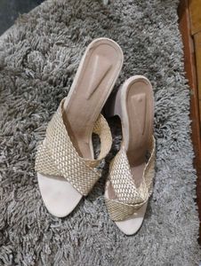 Stylish Woven Heeled Mules
