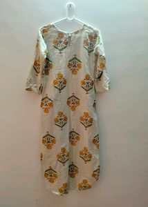 Libas Kurta - Size S