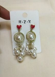 White Pearl earring