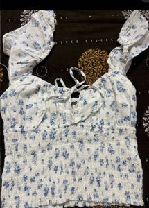 Floral Print Smocked Crop Top