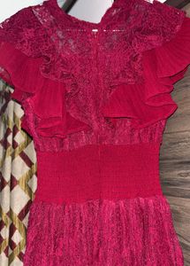 Chic Lace Ruffle Dress