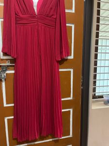 Elegant Pleated Maxi Dress