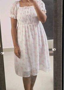 Chic Floral Puff Sleeve Dress
