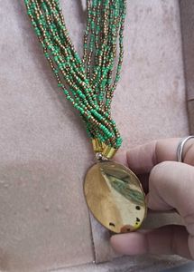 neck piece