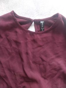 Chic Burgundy Bell Sleeve Dress