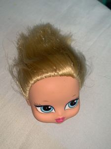Lil Bratz Doll With Extra Pair Of Shoes