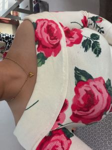 Cream Rose Print Off-Shoulder Top