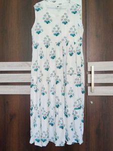 White Floral Tiered Kurta