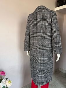Chic Plaid overCoat FIXED RATE NO BARGAINING