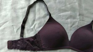 brand new (Zudio)Comfortable Padded Lace Trim Bra